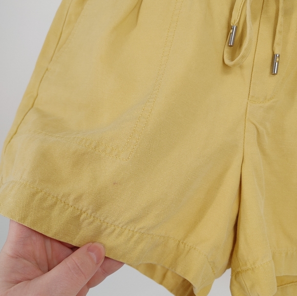 Banana Republic | casual shorts - Picture 2 of 5